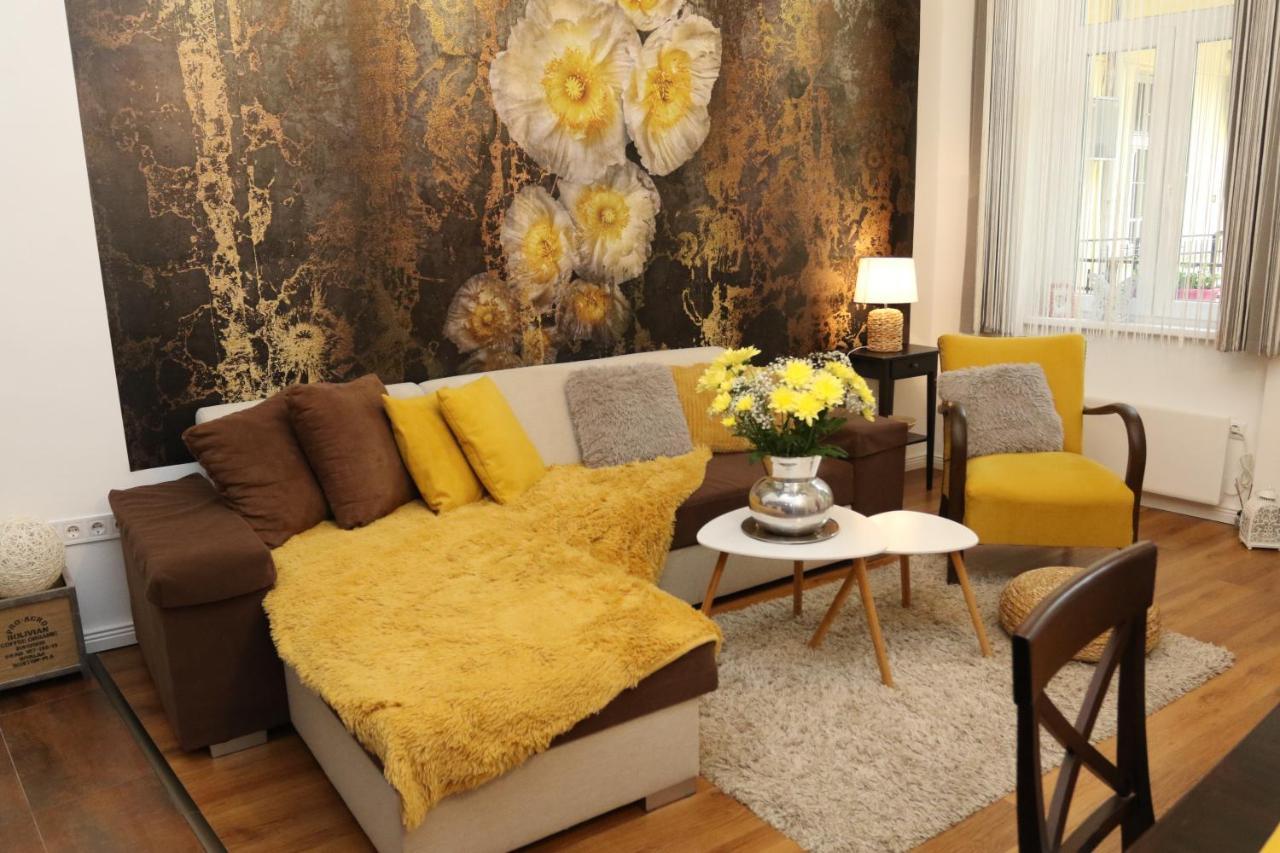 Hedi Apartman 米什科尔茨 外观 照片