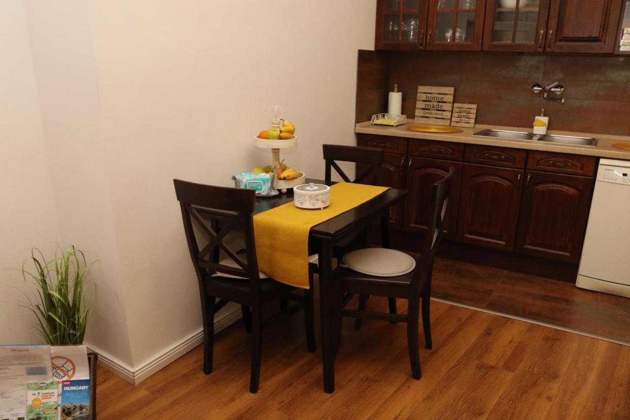 Hedi Apartman 米什科尔茨 外观 照片