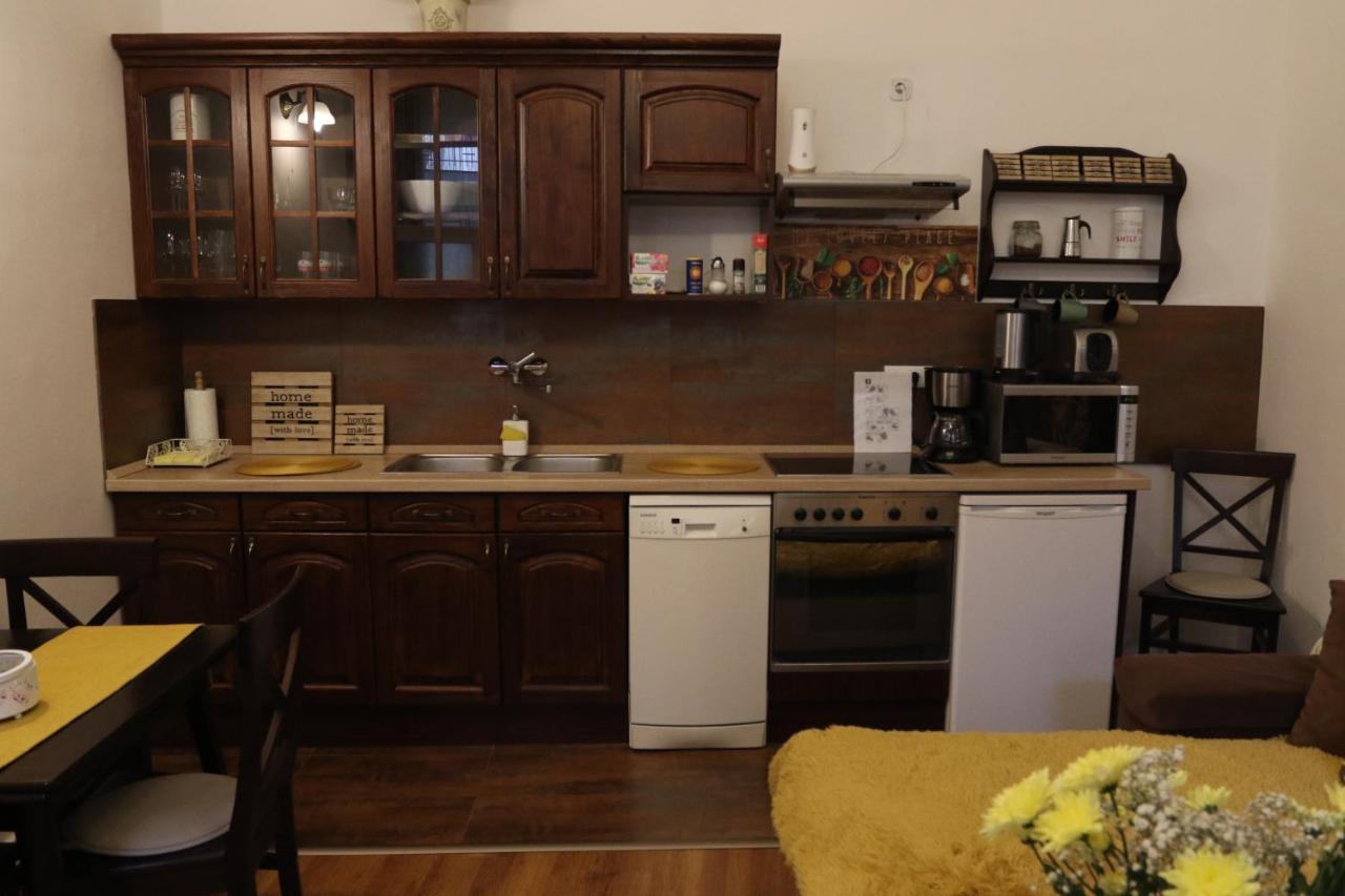 Hedi Apartman 米什科尔茨 外观 照片