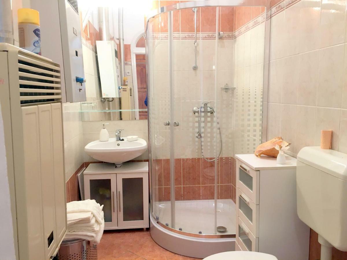 Hedi Apartman 米什科尔茨 外观 照片